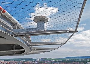 China Suspended Anti Fall Stainless Steel Architectural Mesh 60 Degree Angle wholesale