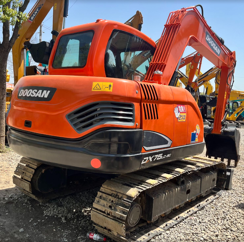Second Hand Doosan DX75 Excavator 7 Ton Machine Digger