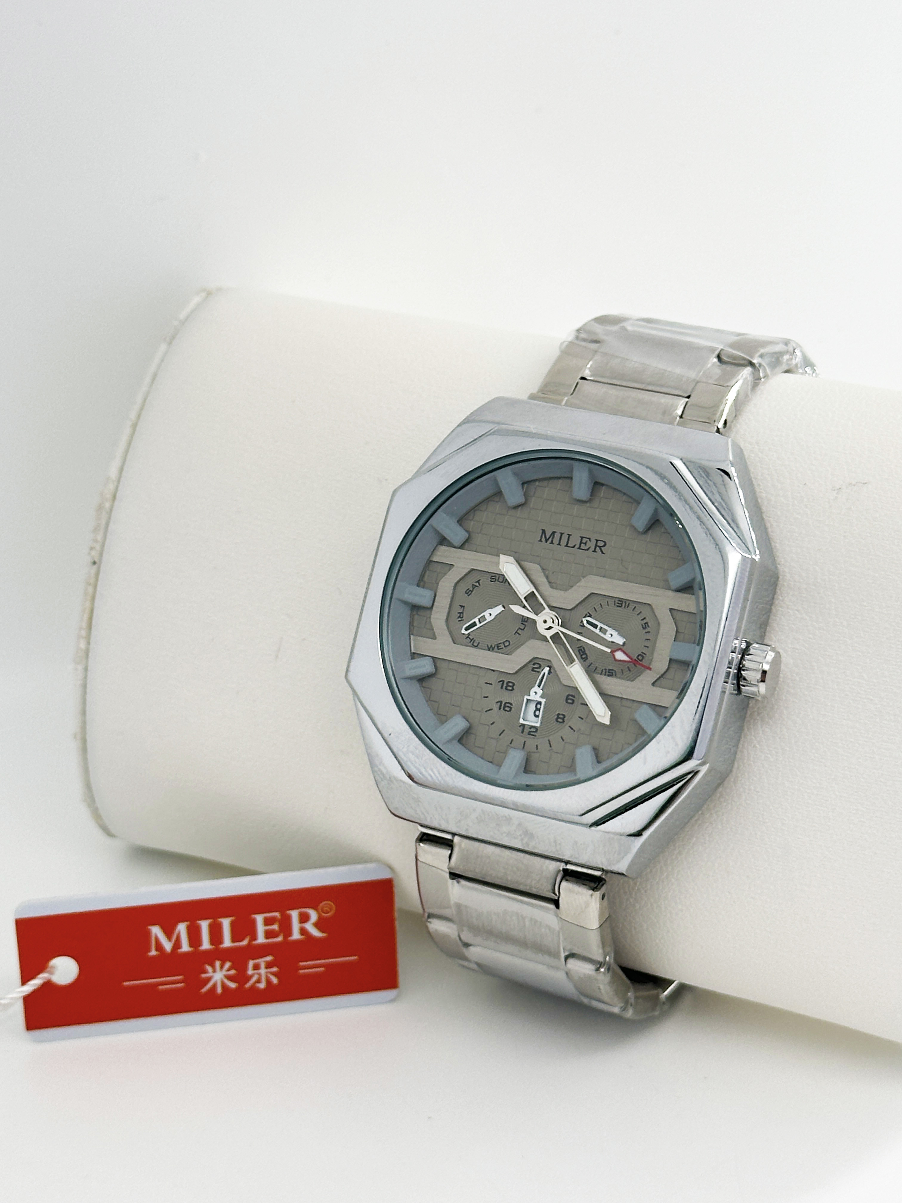 OEM Sports And Business Style Mens Stainless Steel Band Quartz Watch With Analog And Digital Display