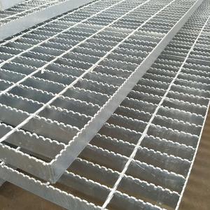 China 32X5X3 Galvanized Serrated Steel Bar Grating wholesale