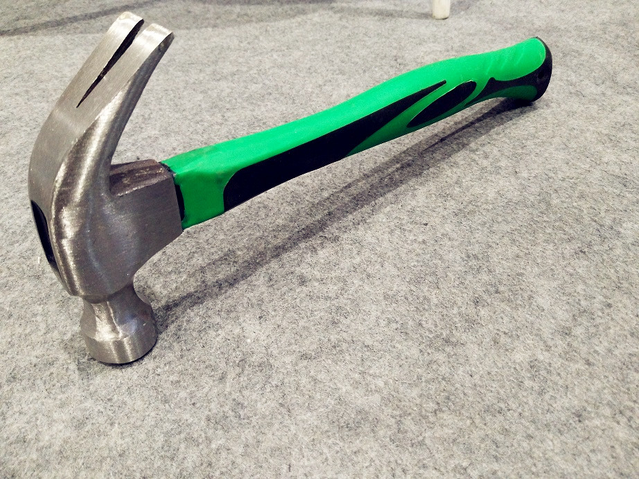 Claw hammer (XL0005-2) with polishing surface, color rubber handle and good price
