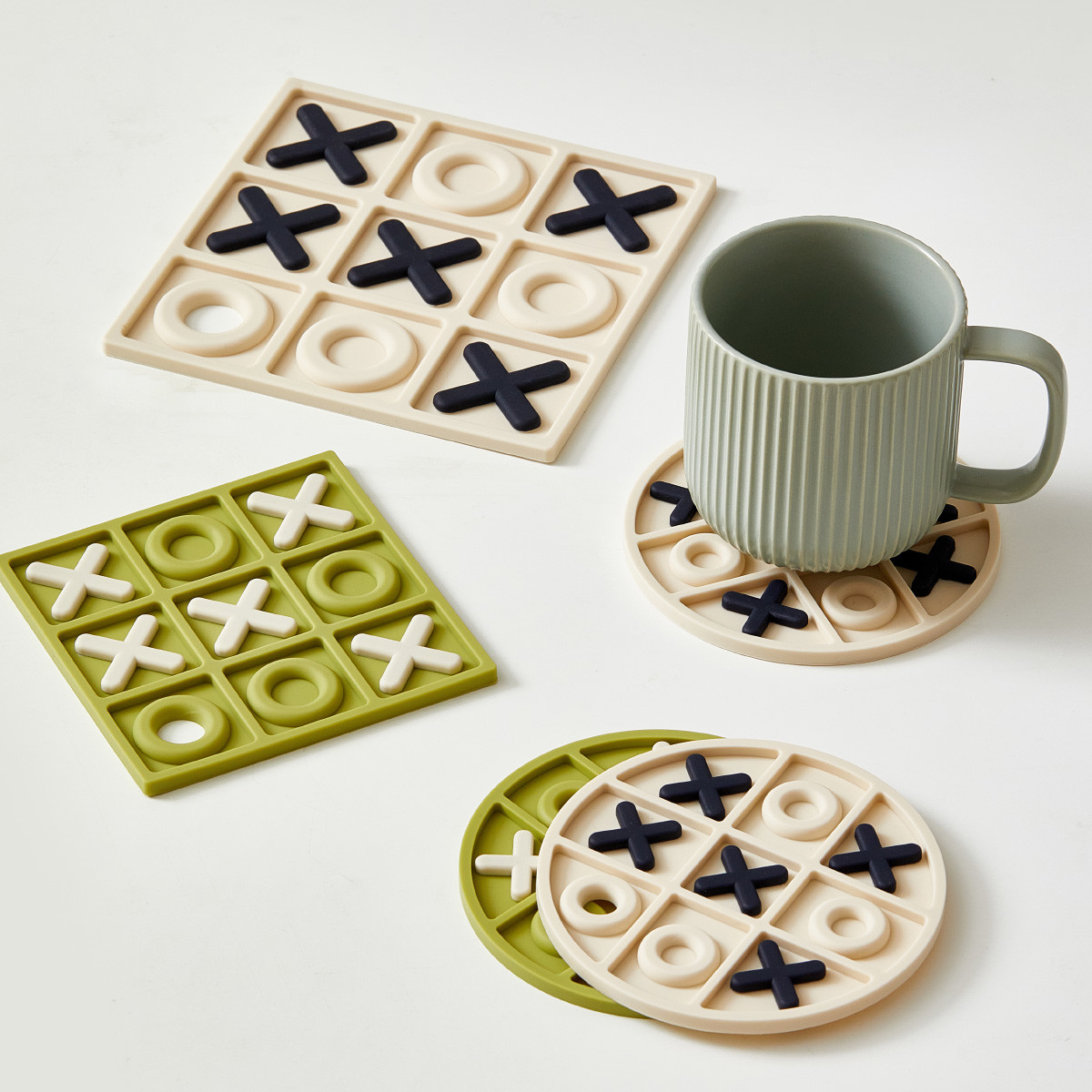 Square X O Two Color 5.5mm Non Slip Silicone Cup Mat For Tabletop Protection