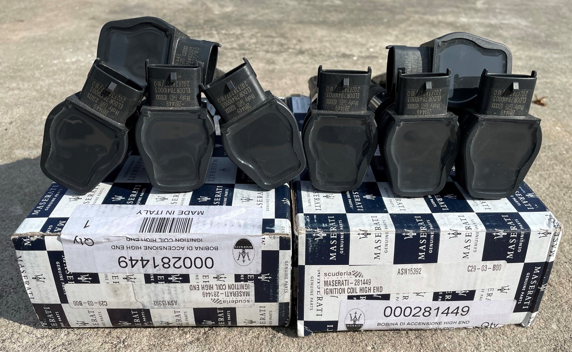 281449 000281449 8pcs Engine Ignition Coil For Maserati 4.2