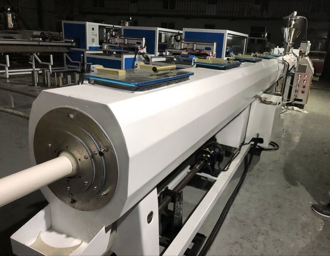 China Best PVC Pipe Extrusion Production Line