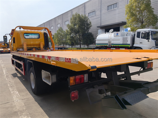 Custom Dongfeng Foton Howo Right Hand Wrecker Tow Trucks for Sale