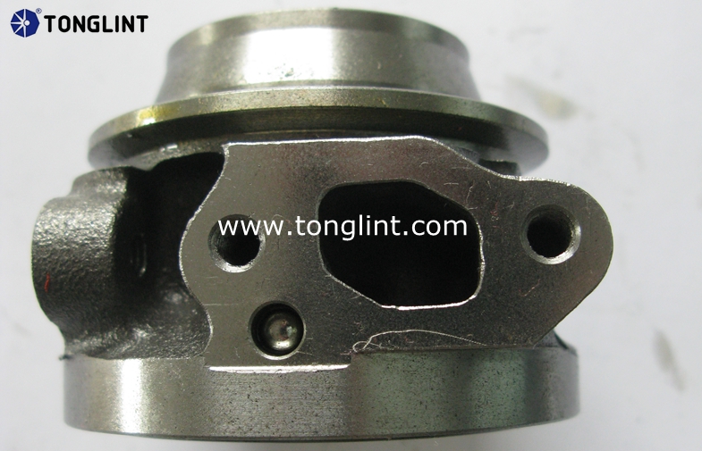 CT 17201-30080 Water Cooling Turbo Charger Bearing Housings for Toyota Hilux Vigo D4D / 2KD