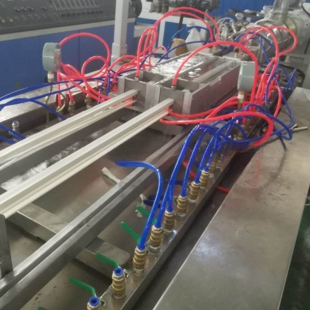New Type PVC Cable Trunking Extrusion Machine PVC Cable Tray Duct Making Machine