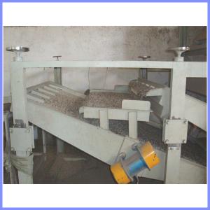China automatic sunflower seeds peeling machine wholesale