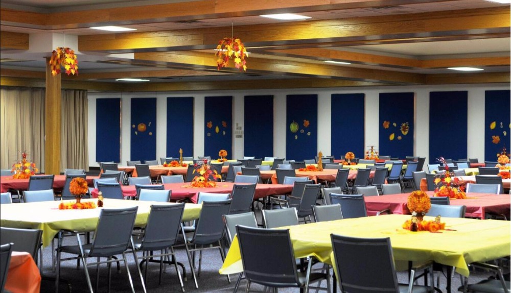 Heavy Duty Rectangular Disposable Table Cloths For Home / Hotel / Restaurant