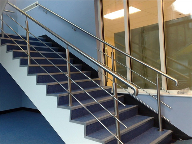 Safety Stainless Steel Railing Easy Installation With Round / Square Shape Post