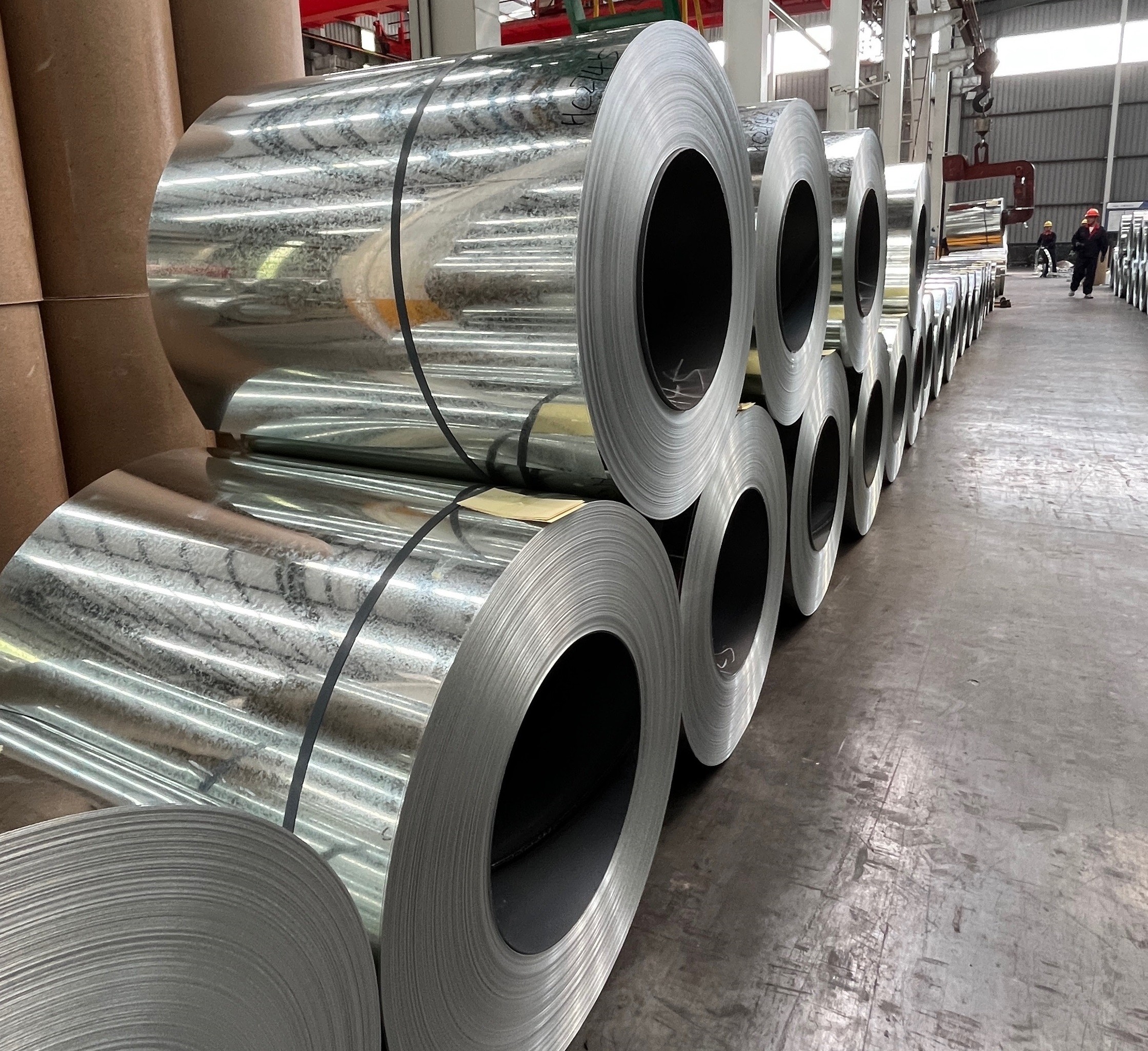HDGI Regular Spangle Z120 / Z225 0.40mm 1200mm Corrugated Sheet And Metal Tile Chromated Unoiled Non Skin Pass AFP