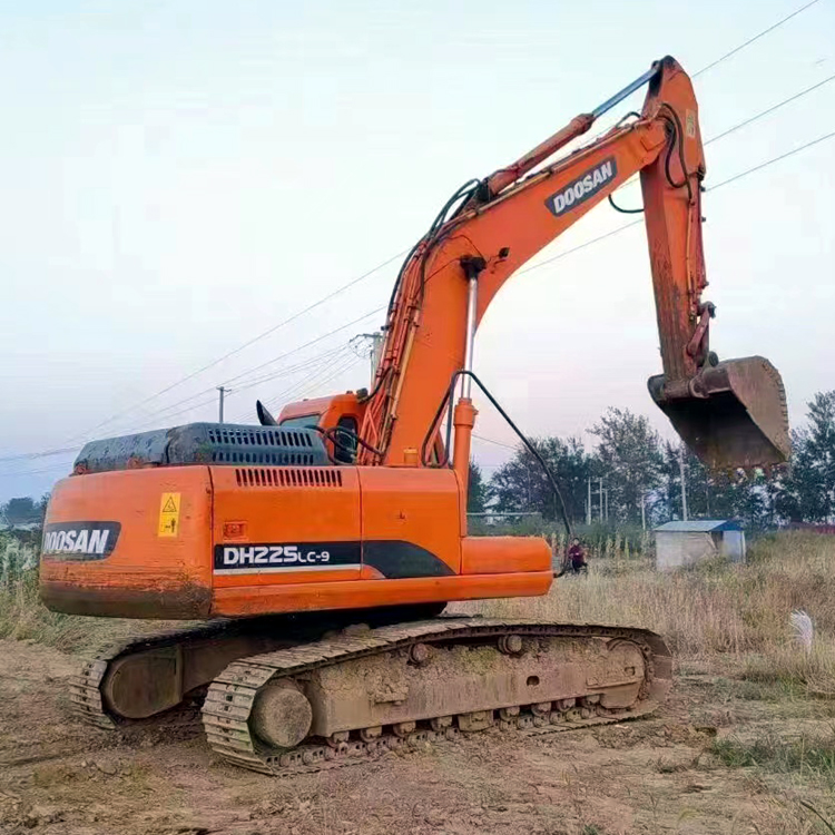 21800 KG Operating Weight Used Doosan Crawler Excavator 90% Doosan DH225 Anhui DX225