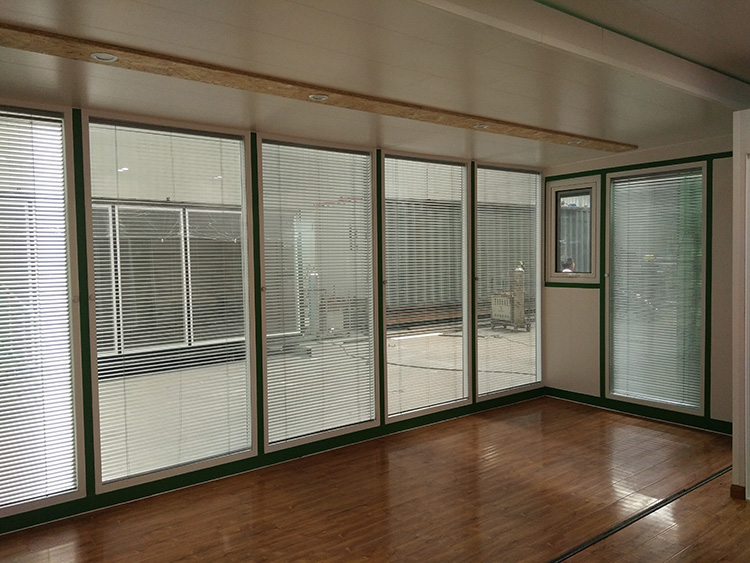 Used Luxury Prefabricated 20ft PVC Expandable Container With Bathroom