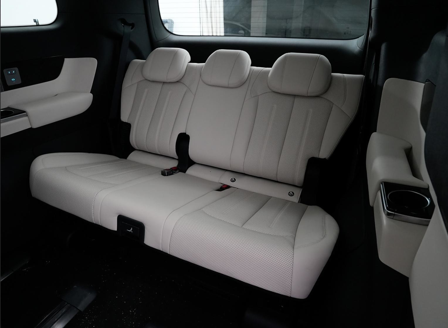 Wheelbase 3045MM MPV Hybrid with 7 Seats and 1805MM Height BYD Xia 2025 Model Big Space Vehicle
