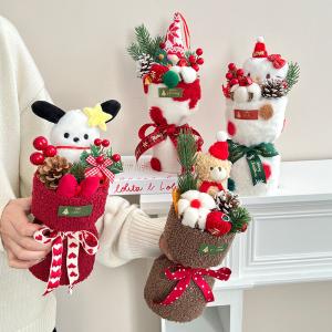 China Christmas Cartoon Plush Doll Bouquet Finished Product Christmas Eve Gift Birthday Present for Girlfriend wholesale