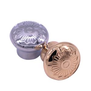 China 26 * 32 Gold Zinc Alloy Perfume Bottle Top Magnetic / Zamak Die Casting wholesale