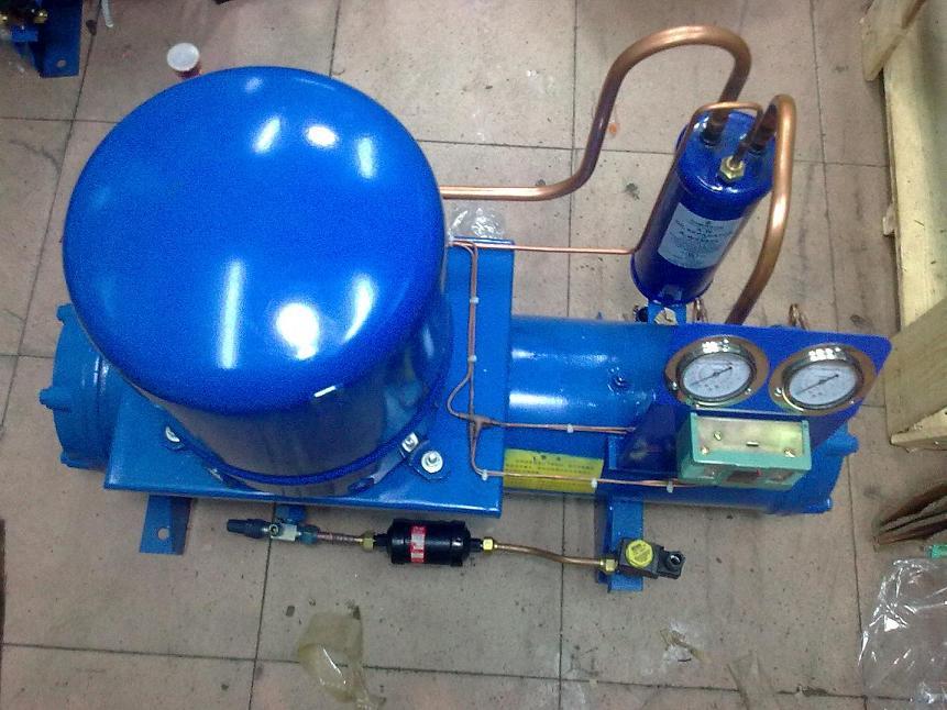 MGM64 Water Cooled Refrigeration Condenser Open Chiller With Maneurop Hermetic Reciprocating Compressor