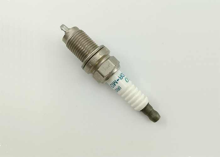 SKJ20DR-M13 Auto Spark Plugs Replaces 267700-0560 IZFR6K-13 For Honda Accord 2.4 / 1.5