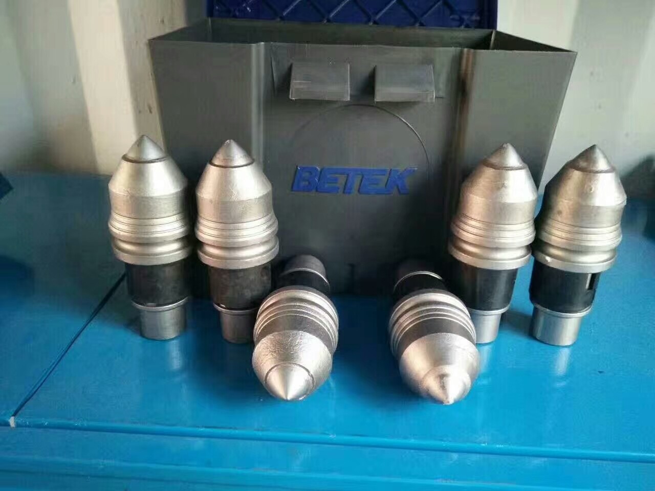 42CrMo + Tungsten Carbide Drilling Teeth Foundation Piling Drill Bits