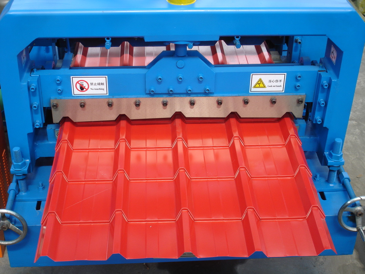 Fully Automatic Glazed Tile Roll Forming Machine Single Roofing Panel Glazed Tile Press Machine