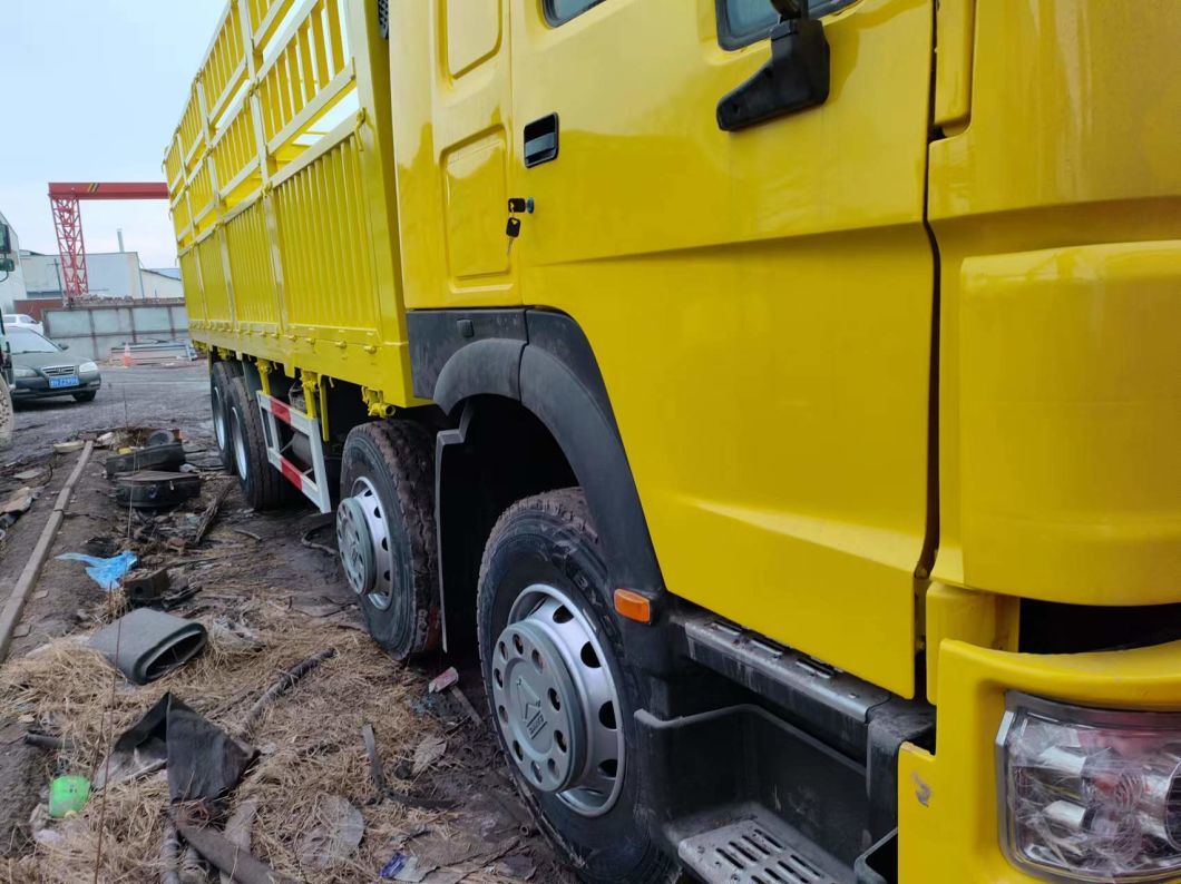 Sinotruk HOWO 8*4 Cargo Truck Secondhand Truck 12 Wheels Truck with Weichai Engine