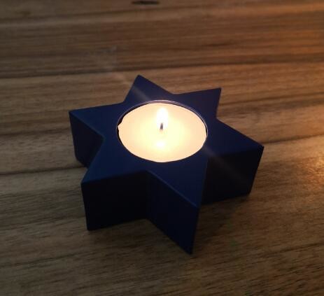 3.8x1.5cm 10gram paraffin white unscented tealight candle with blue holder
