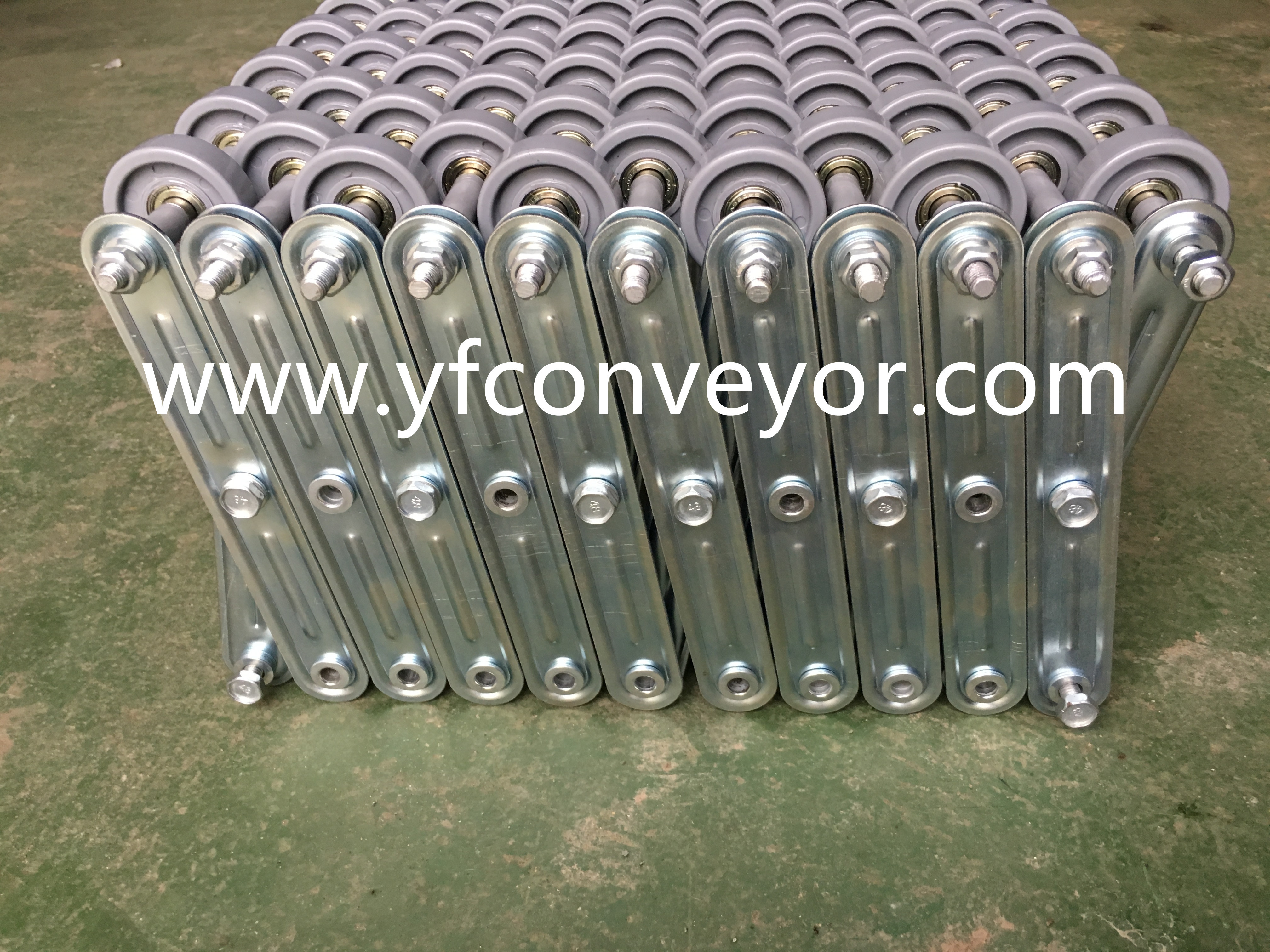Factory Price Flexible Gravity Plastic Wheel Conveyor/ Hot Sale Flexible Gravity Plastic Skate Wheel Conveyor