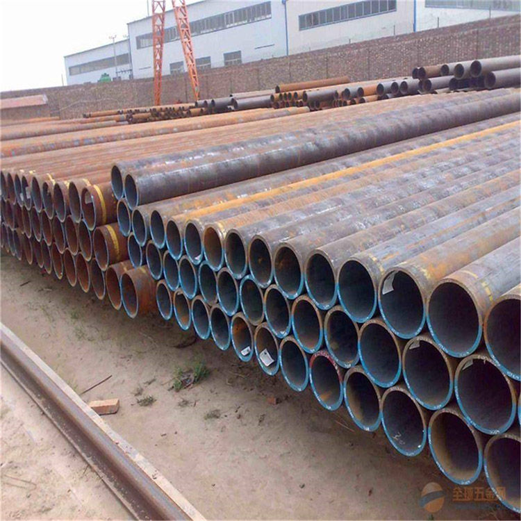 API 5L 5CT Seamless Welded Carbon Steel Pipes Anti Rust Oiled