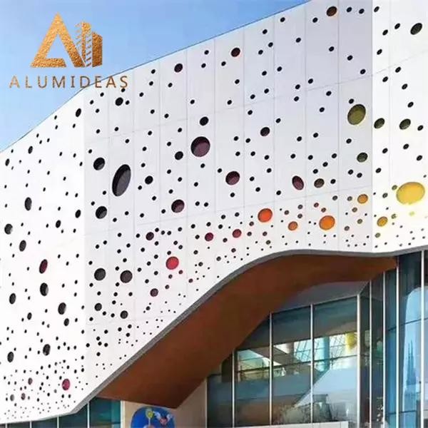 Outdoor facade panels
