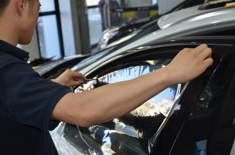 Removable 20% VLT Carbon Car Window Tinting Film Heat Rejection