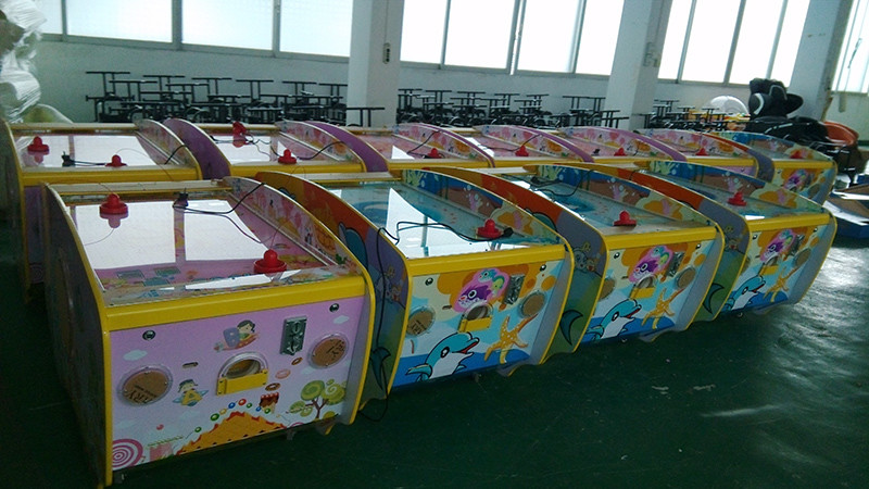 Metal Arcade Gaming Machines Table Mini Billiard Candy style Hockey Arcade Machine