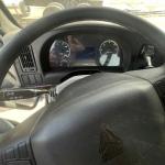 Used Sinotruck Howo Tractor Truck with Engine Capacity 8L and Air Suspension