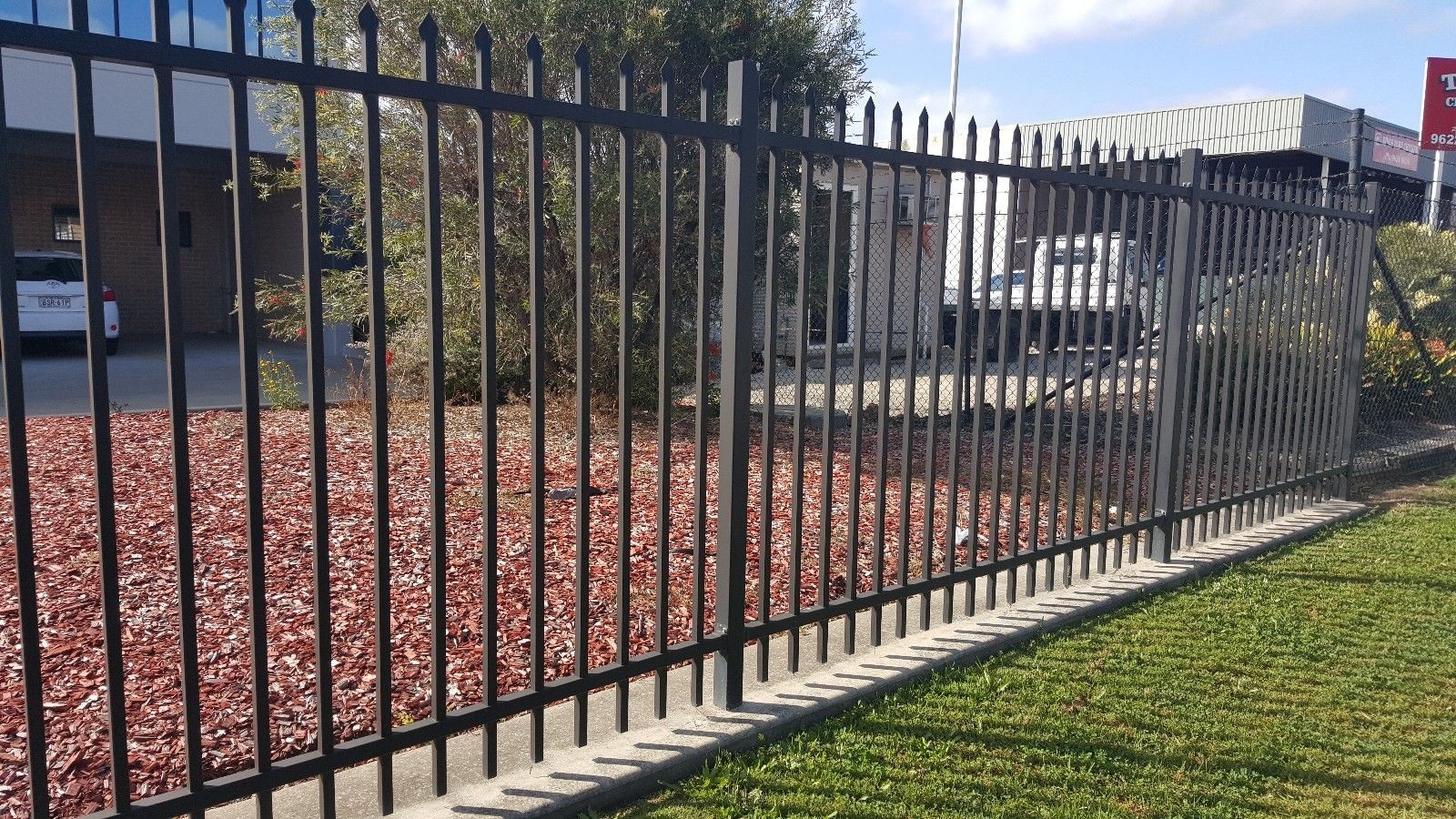 PVC Coated Ornamental Spear Top Security Steel Tubular Fence in Garden,Home,Factory, School ,Villa