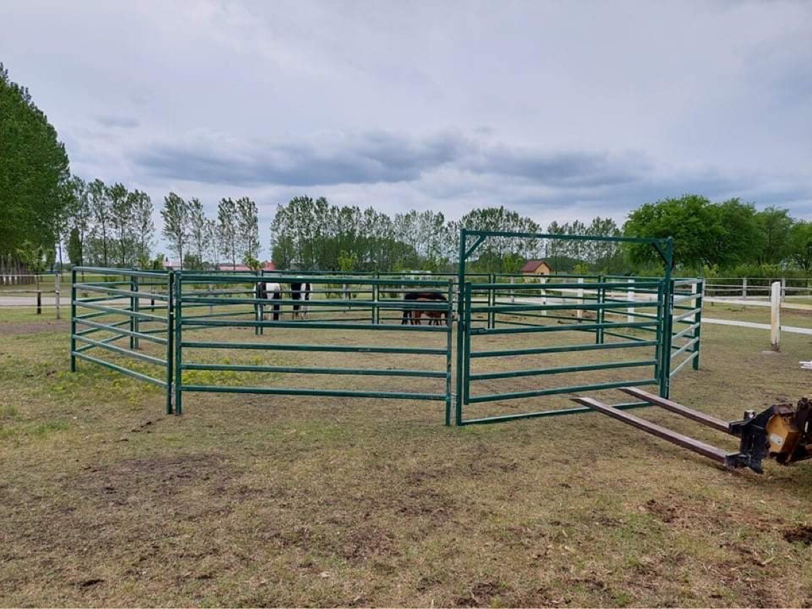 Portable Corral Fence Galvanized Cattle Yard Horse Fence Panel Livestock Panels