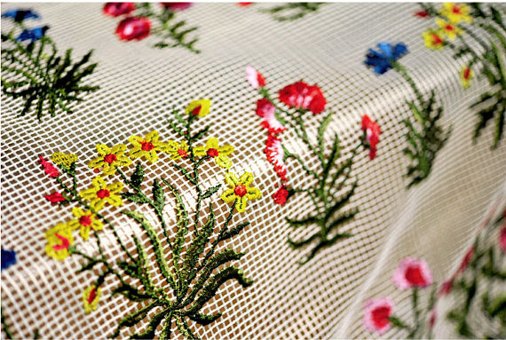 Floral Multi Colored Embroidered Net Lace Fabric , Antique Bridal Lace Mesh Cloth
