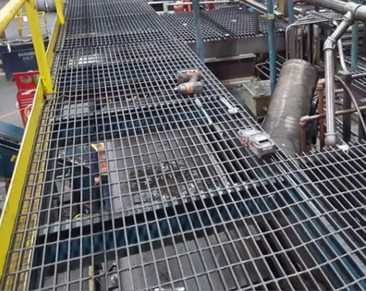 ISO9001 Certified Galvanized Steel Stair Treads with Perforated Metal for Pedestrian Traffic