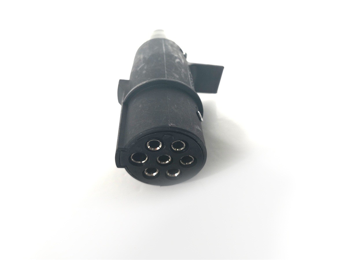 7 Pin Trailer Electrical Plug European Type 7 Prong Round Trailer Plug