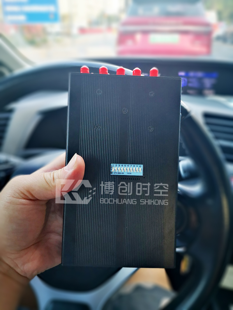 Used for conference room mobile phone signal jammer and car positioning GPS signal jammer wifi wireless signal jammer