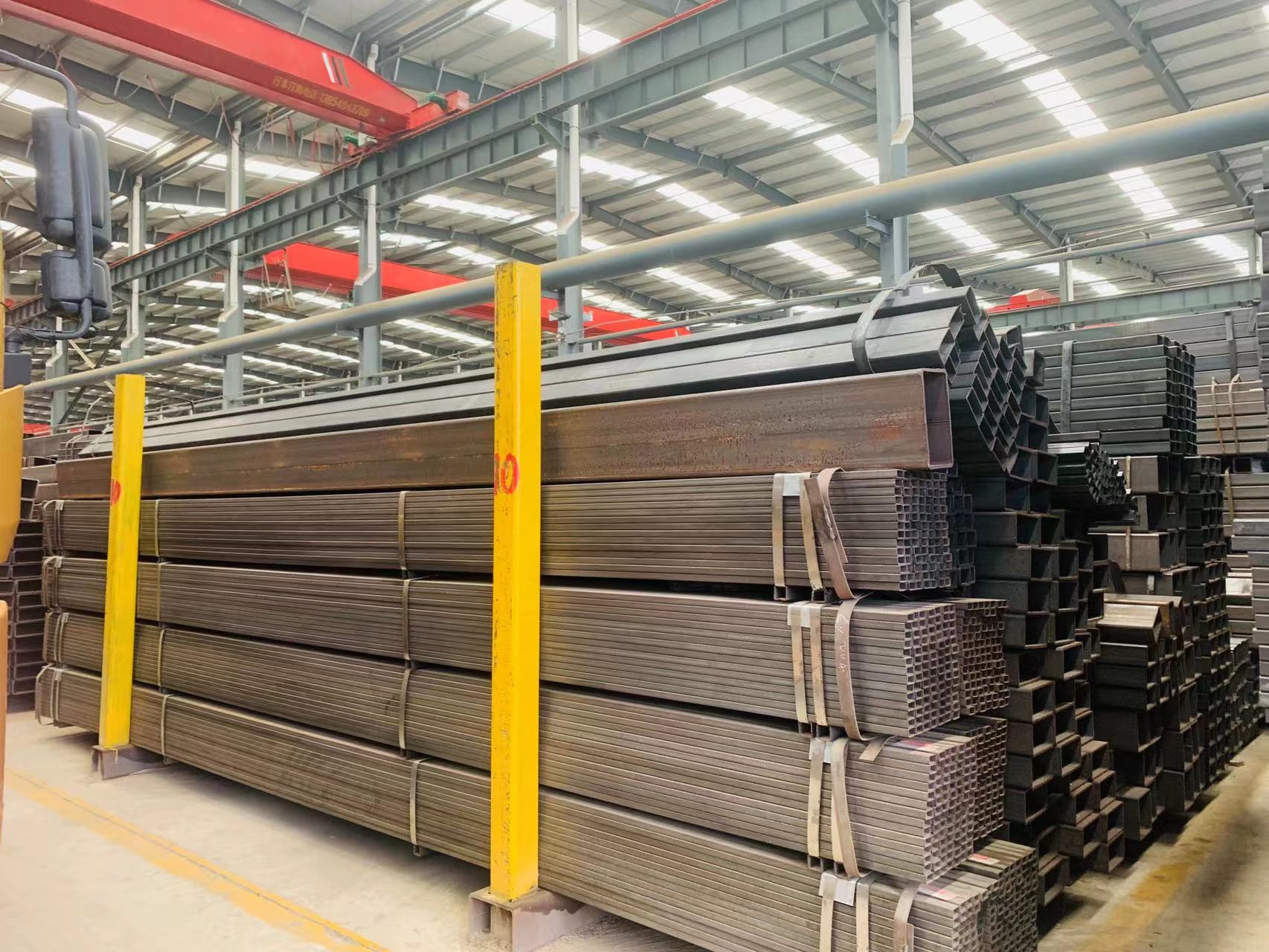 Q345b S355j2h Rectangular Carbon Steel Pipes 50mmX50mm 30mmX30mm