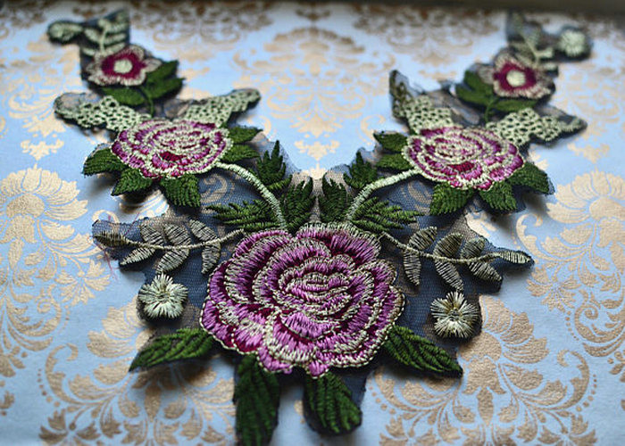 Multicolor 3D Beautiful Flower Embroidered Applique Patches For Garment / Home Textile