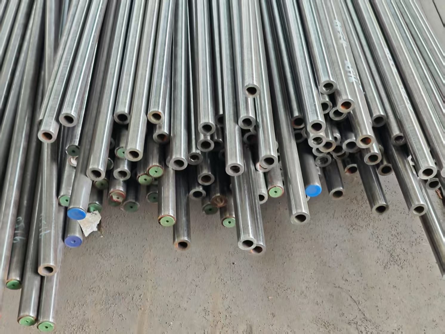 High Pressure Customized Seamless Boiler Tubes With ASTM A192 Standard