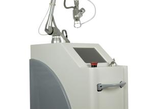 China Fractional CO2 Stretch Mark Removal Device , Skin Rejuvenation Laser Machine wholesale