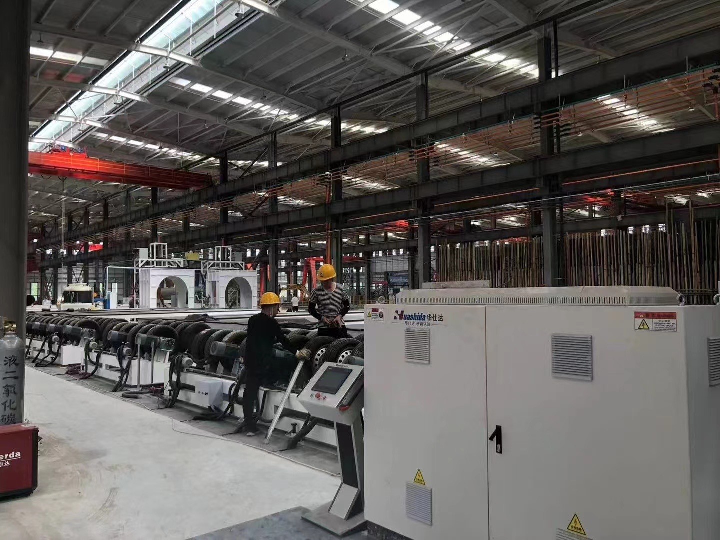 Continuous Line PU Sprayed Foam HDPE Winding Preinsulation Pipe Continuous Production Line