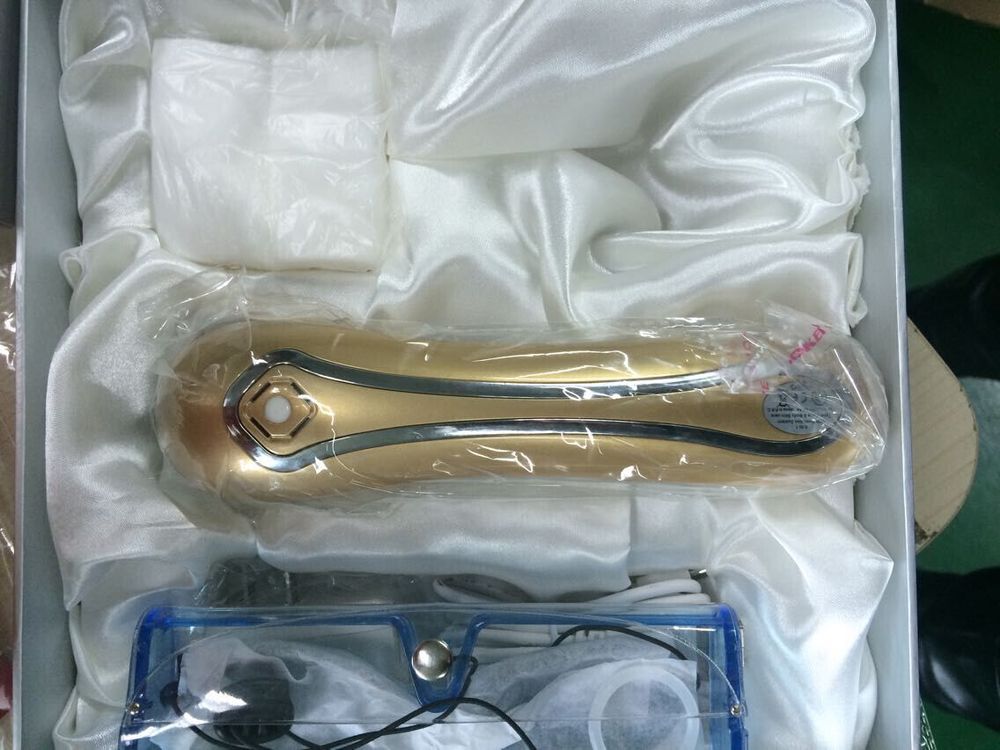50 - 60 Hz Led Light Therapy Device , Ultrasonic Ion Face Beauty Stimulator