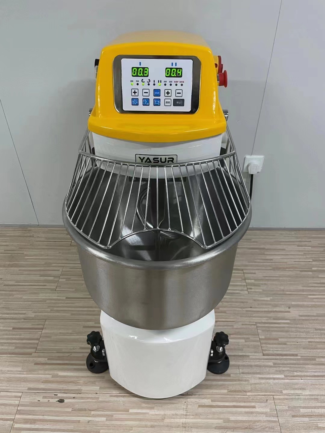 120kg Stainless Steel Spiral Dough Mixer 0.55kw Dual Speed Countertop Spiral Mixer