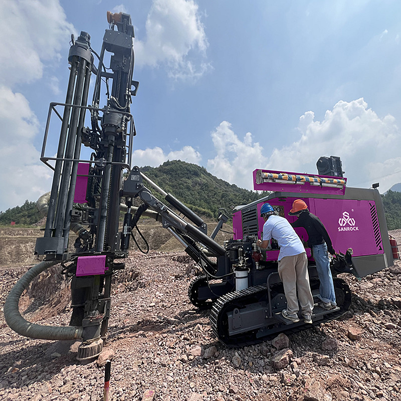 Travelling Speed 1.5-3 km/h Hydraulic DTH Drilling Rig for Blasting Hole Drilling