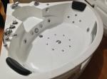 acrylic whirlpool massage bathtub Made in China