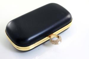 China Stone Ring Closure Gold DIY Minaudiere Clutch Frame 241g wholesale