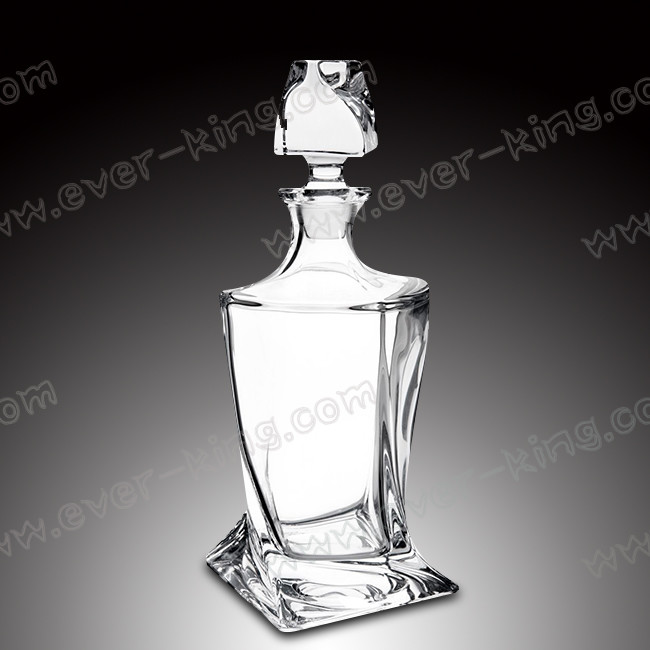 Customized Whiskey Glass Bottle For Luxury Liquors