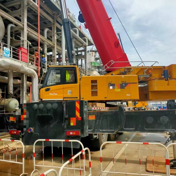 High Performance Used Mobile Cranes 220t All Terrain Crane 2024 Model Sany SAC2200C8-8